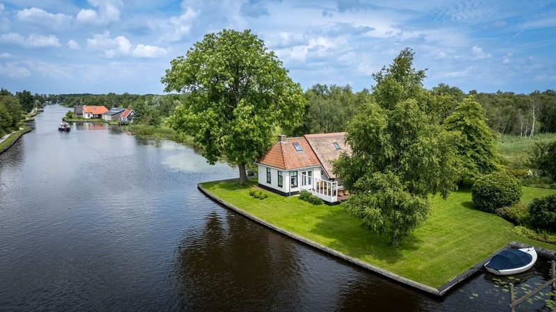 Afbeeldingslocatie: https://tweakers.net/i/wiEbMPua31ocgNYFzGdJj8J3pLk=/800x/filters:strip_icc():strip_exif()/f/image/xdMFXECxq7a2qDK9VLaojQS5.jpg?f=fotoalbum_large