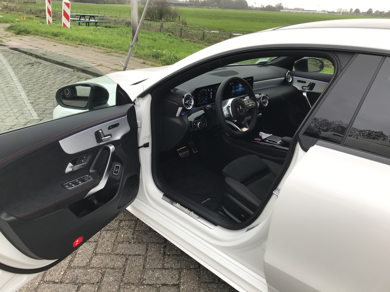 Afbeeldingslocatie: https://tweakers.net/i/wkvQVEA5oOJtZcldGKEAP4o5Jr0=/800x/filters:strip_icc():strip_exif()/f/image/SiauUOrrrq9h6vcKc8mJRwy0.jpg?f=fotoalbum_large