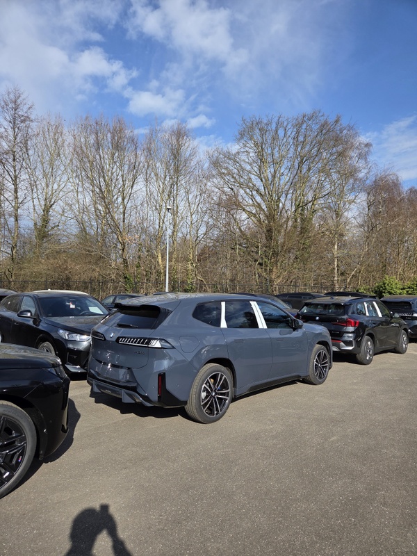 Afbeeldingslocatie: https://tweakers.net/i/wlFp-_mw77j9LsGjYO9UPRm4M24=/x800/filters:strip_icc():strip_exif()/f/image/WUNzBNgsjwzfg3qLgMu0k3Ca.jpg?f=fotoalbum_large