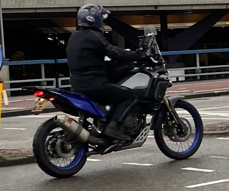 Afbeeldingslocatie: https://tweakers.net/i/wnvH6UMo0peC4cXo5FR0Q2UoYs8=/full-fit-in/4920x3264/filters:max_bytes(3145728):no_upscale():strip_icc():fill(white):strip_exif()/f/image/i2nOn1tCzYtkfGlVjU83TA7N.jpg?f=user_large