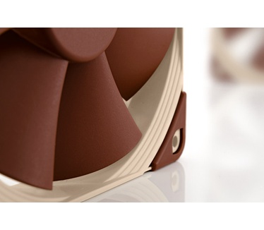 Noctua NF-F12 5V