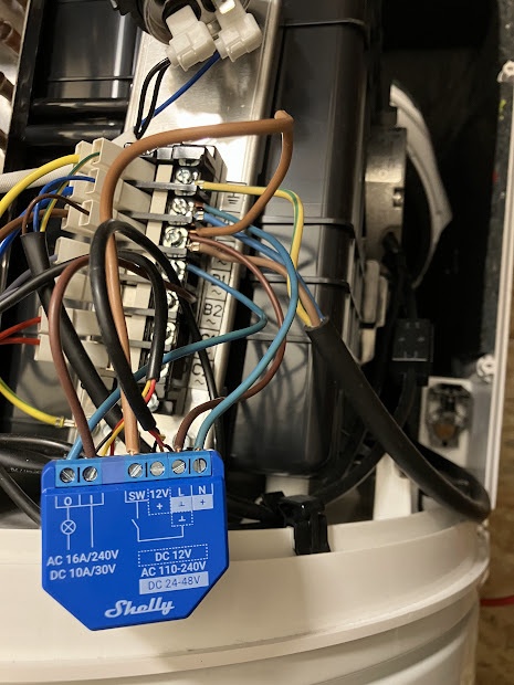 Afbeeldingslocatie: https://tweakers.net/i/wtGjPL8lsyxZfd6i6S_r-Xcmit0=/full-fit-in/4920x3264/filters:max_bytes(3145728):no_upscale():strip_icc():fill(white):strip_exif()/f/image/1NV0BMxF8d9v5LNJBK7FDG0r.jpg?f=user_large
