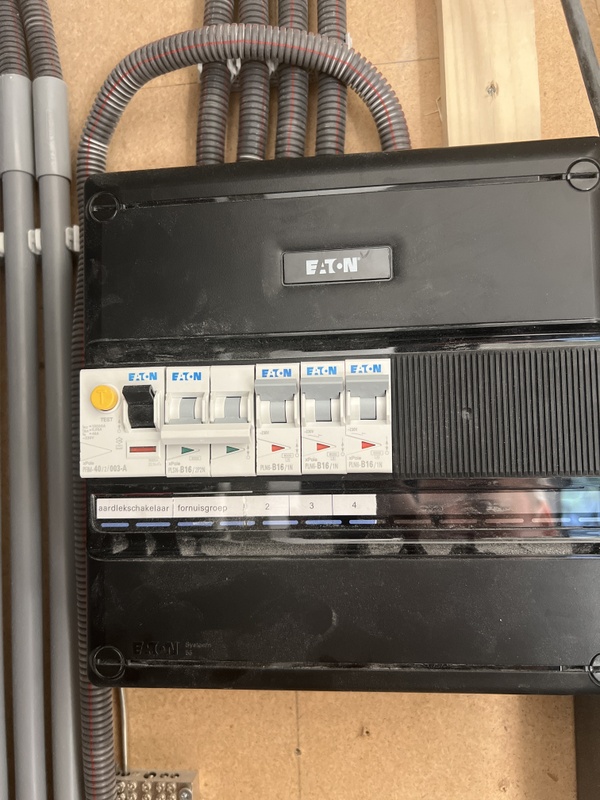 Afbeeldingslocatie: https://tweakers.net/i/wtSEPwhnnu2-IOXbM6yFDzMetn4=/x800/filters:strip_icc():strip_exif()/f/image/1R1iQJysS5AZFyJo4cof4cim.jpg?f=fotoalbum_large