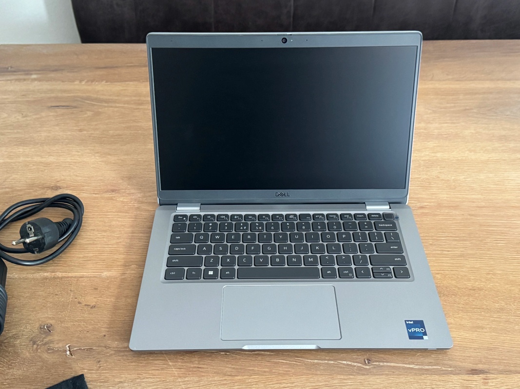 Dell Latitude 5330 i5-12th 16GB 256GB 13″ + FP+ W11P aangeboden