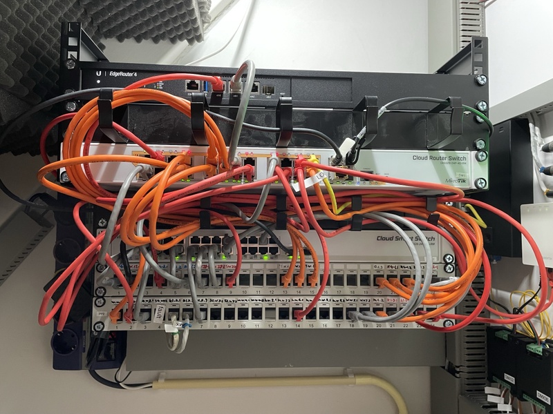 Afbeeldingslocatie: https://tweakers.net/i/wxra9HotS3WDk-i48c6A4LT-9q0=/800x/filters:strip_icc():strip_exif()/f/image/nUpvI0gQ8lO77Kcf5E5OqQxf.jpg?f=fotoalbum_large