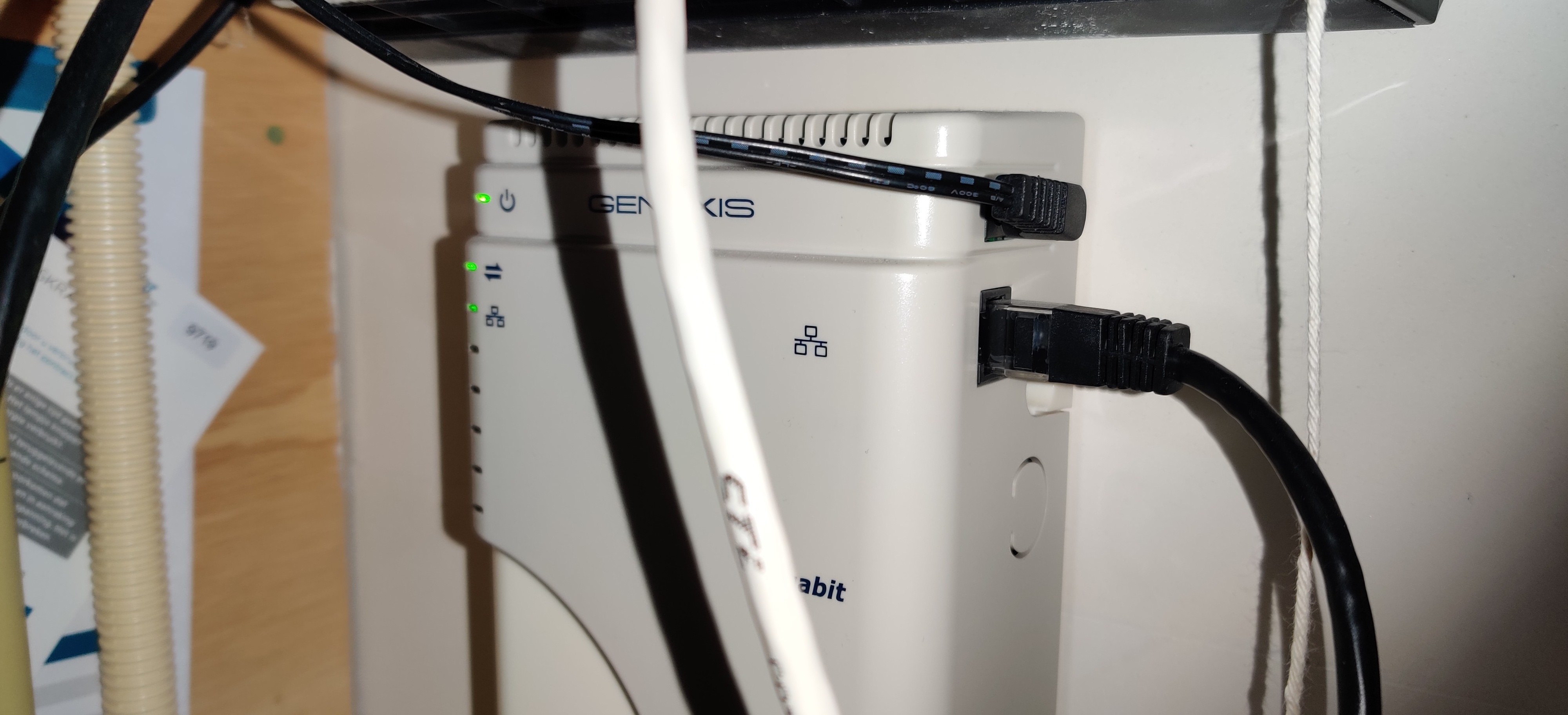 KPN Experia box router vervangen voor Asus RT-AX56U - Netwerken - GoT