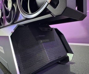 ASUS ROG XG Station 3