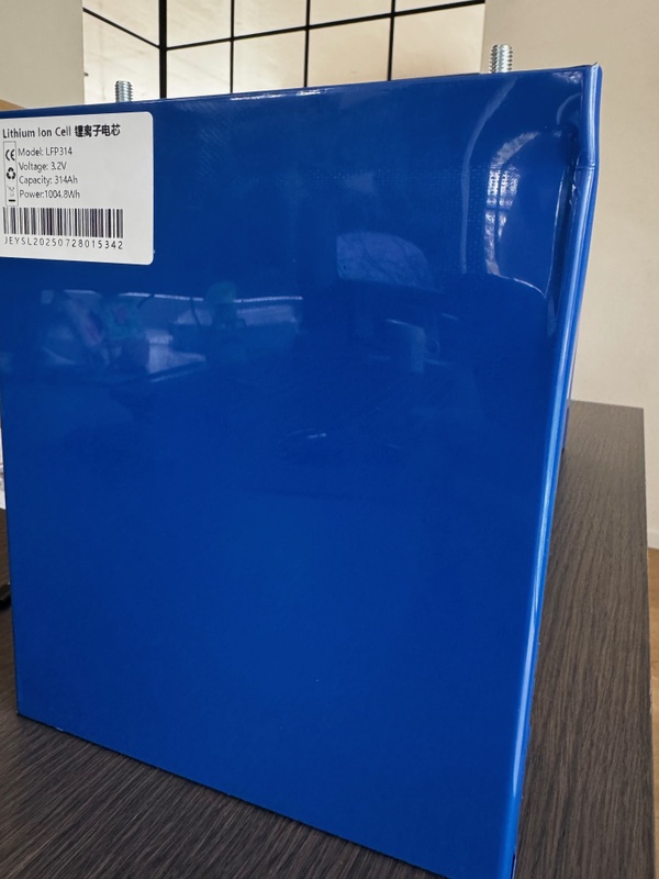 Afbeeldingslocatie: https://tweakers.net/i/x0JtDttcFIzt-fgJPSv13pHhO-U=/x800/filters:strip_icc():strip_exif()/f/image/ljgg5qoGh9jgeYFf5V9ix5Il.jpg?f=fotoalbum_large