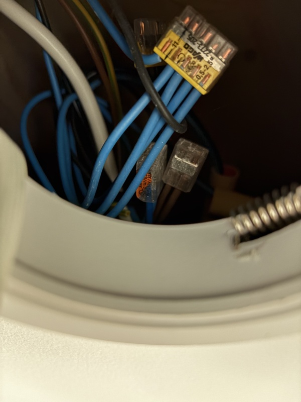 Afbeeldingslocatie: https://tweakers.net/i/x27d6LKTO0L9Cf3q57z1F_wtFIY=/x800/filters:strip_icc():strip_exif()/f/image/0jFgy77eJfviP8DQKRiVxiTu.jpg?f=fotoalbum_large