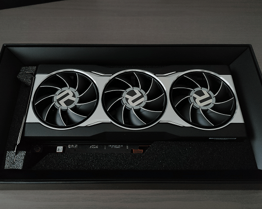 Afbeeldingslocatie: https://tweakers.net/i/x4b9tyGLMGUJRjtklk6YXKRl9Ec=/full-fit-in/4000x4000/filters:no_upscale():fill(white):strip_exif()/f/image/cDuUhi6dti5OoRSCPkCC02hE.png?f=user_large