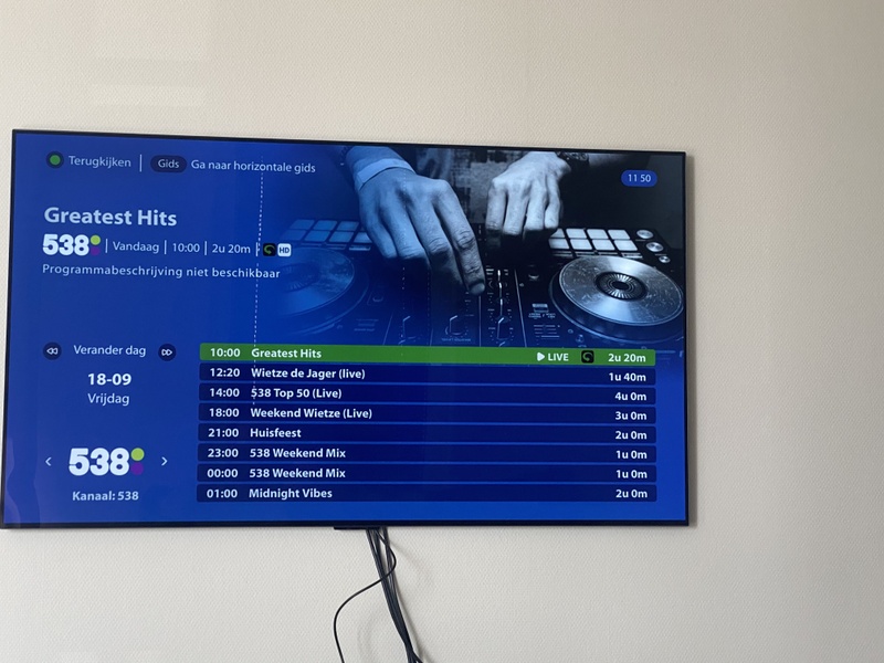 Afbeeldingslocatie: https://tweakers.net/i/x4qVkMtcgyyzc4o-jrN5M2337Rk=/800x/filters:strip_icc():strip_exif()/f/image/ei083vW6REMXfZUnuWC9DLCO.jpg?f=fotoalbum_large