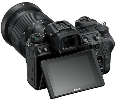 Nikon Z 6II + 24-70mm f/4 + FTZ Adpter Zwart
