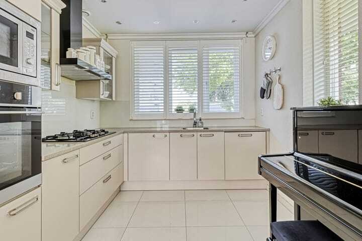 Afbeeldingslocatie: https://tweakers.net/i/xA4mgwh-0htI_cQtpeLYvJnrkGc=/fit-in/4920x3264/filters:max_bytes(3145728):no_upscale():strip_icc():strip_exif()/f/image/0r6fn3Fl9Q44vwz1mJDWa9I3.jpg?f=user_large