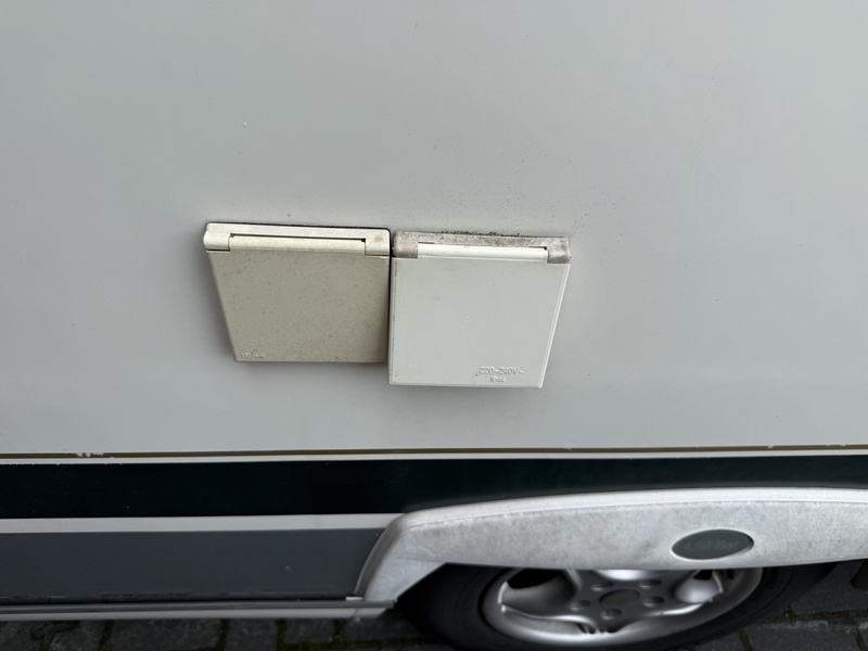 Afbeeldingslocatie: https://tweakers.net/i/xCN4AxYTrlUNDfr40ZB7iIJZpAM=/800x/filters:strip_icc():strip_exif()/f/image/JlkHwO1K6AVtcimVRbweVzUv.jpg?f=fotoalbum_large