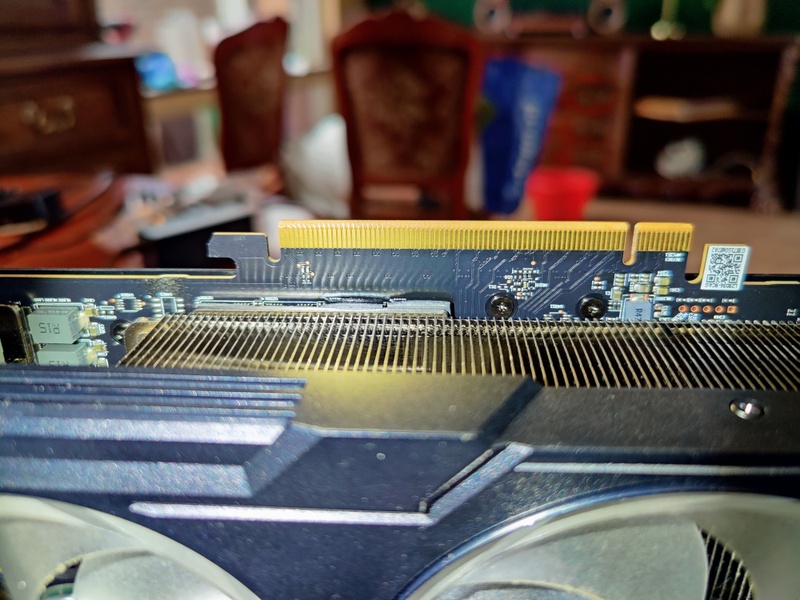 Afbeeldingslocatie: https://tweakers.net/i/xD-hj7KW_CPL7P18fmAtt24ORi0=/800x/filters:strip_icc():strip_exif()/f/image/DxQWAb8SVaW0Teu0G5CpGtYP.jpg?f=fotoalbum_large