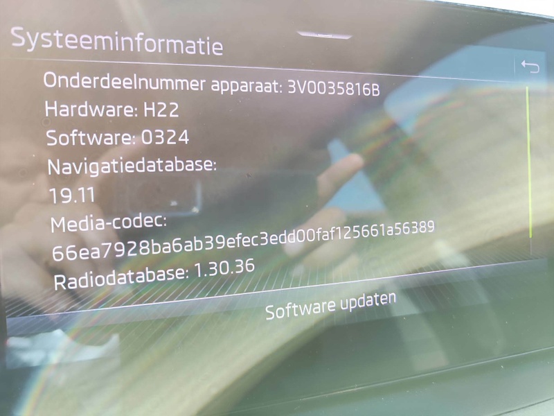 Afbeeldingslocatie: https://tweakers.net/i/xEwzXc7KbNl0mA0T-PgAGCqUM84=/800x/filters:strip_icc():strip_exif()/f/image/RgOlyvJive0UeSl0t9yaKmYV.jpg?f=fotoalbum_large