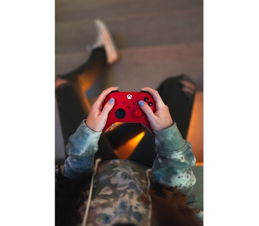 Microsoft Pulse Red