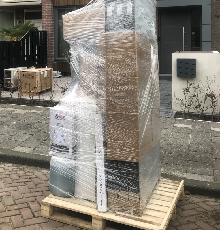 Afbeeldingslocatie: https://tweakers.net/i/xGRSR8sZkrhb8H9VB6WHpjO2Q3s=/x800/filters:strip_icc():strip_exif()/f/image/PgrzvFVblhWXxbQc8g0AjjVe.jpg?f=fotoalbum_large