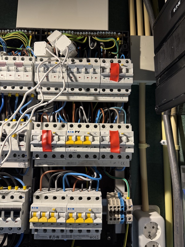 Afbeeldingslocatie: https://tweakers.net/i/xIqV_wUp6KLsS8ru2hhha1g3Izs=/x800/filters:strip_icc():strip_exif()/f/image/QkXFMIm09t4HOz1QTcwNFie1.jpg?f=fotoalbum_large