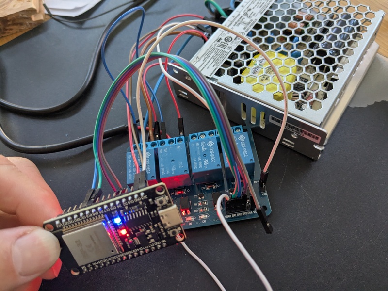Afbeeldingslocatie: https://tweakers.net/i/xOpGjsJNkHICrw4wnE--nbWWx18=/800x/filters:strip_icc():strip_exif()/f/image/u4utPzOt8JGzCDpSwgq42NYr.jpg?f=fotoalbum_large