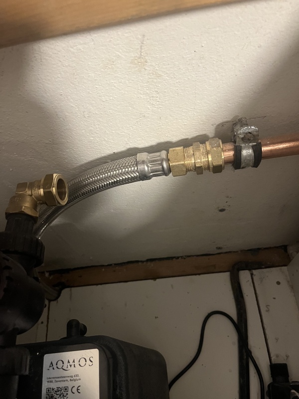 Afbeeldingslocatie: https://tweakers.net/i/xOzMtJ6U7QphXofeZQgA8EAJtrY=/x800/filters:strip_icc():strip_exif()/f/image/gKEuzJgZhN59rGVI1mKyDPha.jpg?f=fotoalbum_large