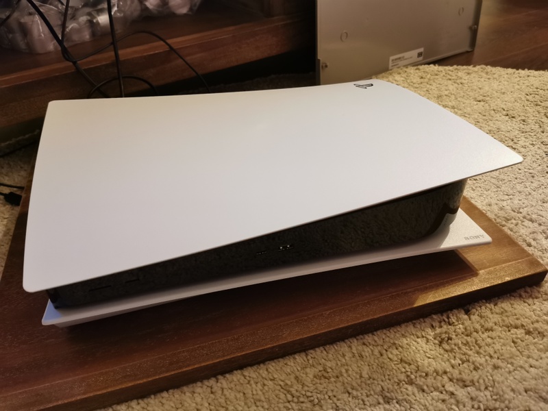 Afbeeldingslocatie: https://tweakers.net/i/xPEe7qTd-GAxgC5hhcgA1tgduF4=/800x/filters:strip_icc():strip_exif()/f/image/zqtjGp2qsXXvAgo6yk3EtMRv.jpg?f=fotoalbum_large