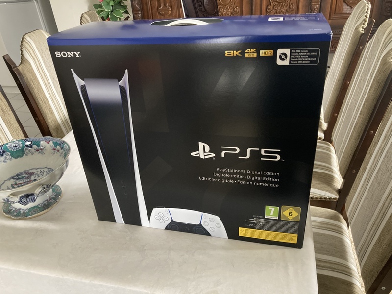 Afbeeldingslocatie: https://tweakers.net/i/xPJLSPcsE86dHTI6s01Y3MnQjos=/800x/filters:strip_icc():strip_exif()/f/image/gN76OQLMf6B5witZtjQyyOsQ.jpg?f=fotoalbum_large