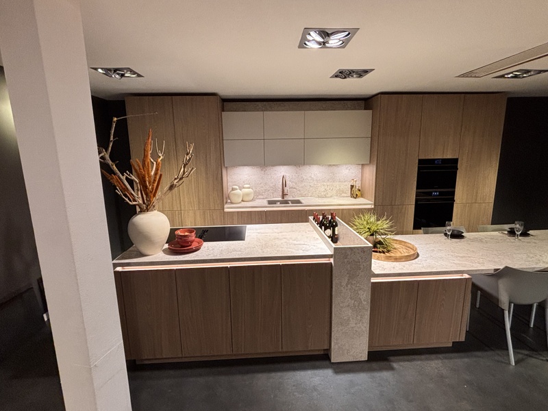 Afbeeldingslocatie: https://tweakers.net/i/xUG4GF7Zx6ar0xiCp-nWCbABP4Q=/800x/filters:strip_icc():strip_exif()/f/image/kRB8j3jyc0efglDJmNuDSsis.jpg?f=fotoalbum_large