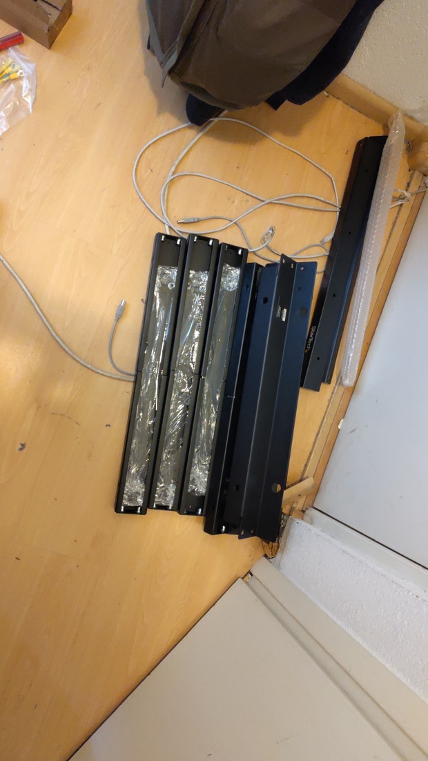 Afbeeldingslocatie: https://tweakers.net/i/xZ60JmOP4zkLAyHgmtYn9Dipucg=/620x/filters:strip_icc():strip_exif()/m/5722/1WG4T47RIIWEctX6BqKzguz1TMYbU8wGkVzYjAkGvu1E1JoNY1.jpeg?f=620xauto