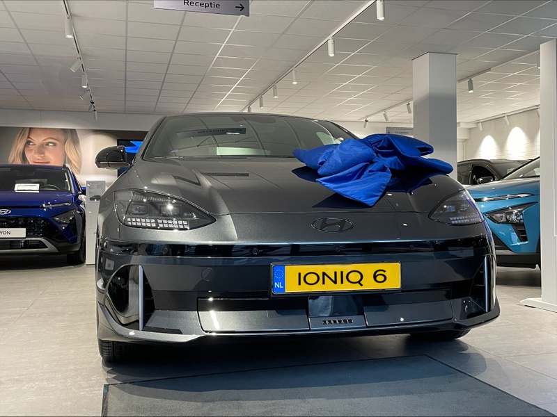 Afbeeldingslocatie: https://tweakers.net/i/xgf0B271Py9WLcja0s7SkysMXVI=/800x/filters:strip_icc():strip_exif()/f/image/upic9C1Uj5GmlTI8vb14oBa0.jpg?f=fotoalbum_large