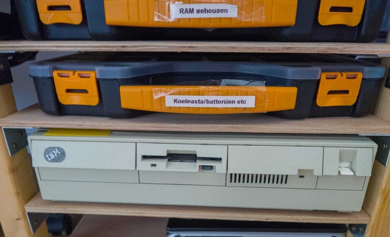 Afbeeldingslocatie: https://tweakers.net/i/xhBA66sP8uBYLth-yKkcsH3FFy4=/800x/filters:strip_icc():strip_exif()/f/image/dwLxpqrooHfHU79Nq3dDjar1.jpg?f=fotoalbum_large