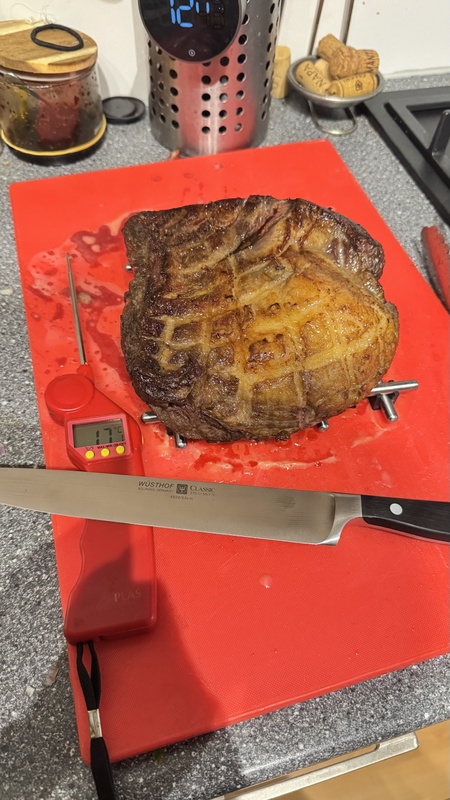 Afbeeldingslocatie: https://tweakers.net/i/xjFiqFexZj5F6pmWU4vsf6s4eHY=/x800/filters:strip_icc():strip_exif()/f/image/BIbrmBgvAFWJmaPq45QGNrtH.jpg?f=fotoalbum_large