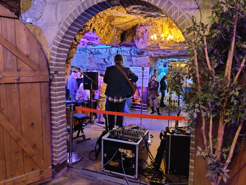 Afbeeldingslocatie: https://tweakers.net/i/xm-XTFhPKhZUm2Ajk3NOIWjrpCk=/800x/filters:strip_icc():strip_exif()/f/image/ztq5L74xtrSplEM4mr1Sqz9p.jpg?f=fotoalbum_large