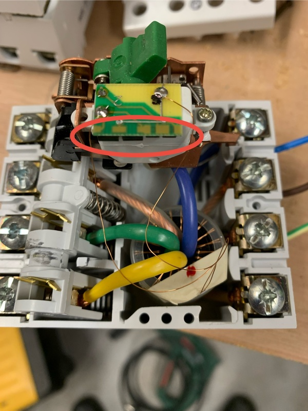 Afbeeldingslocatie: https://tweakers.net/i/xnMmIpxi1gpUS0BCYaFw6eKSMYU=/x800/filters:strip_icc():strip_exif()/f/image/mJLM77J1R6upQdDJAuidRHWO.jpg?f=fotoalbum_large