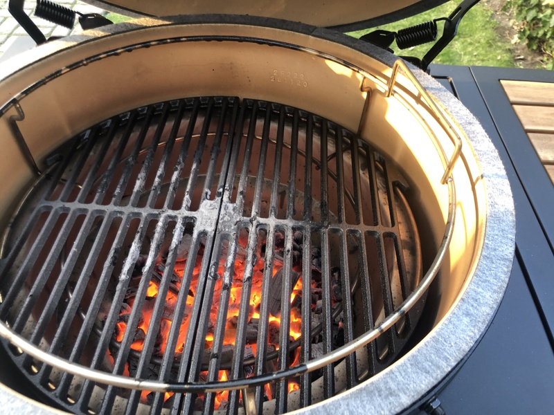 Afbeeldingslocatie: https://tweakers.net/i/xoruVENOACBXwS1XGwAKSrqnbSg=/800x/filters:strip_icc():strip_exif()/f/image/WcvH3RjYufpsRgoC0ytTRiu6.jpg?f=fotoalbum_large