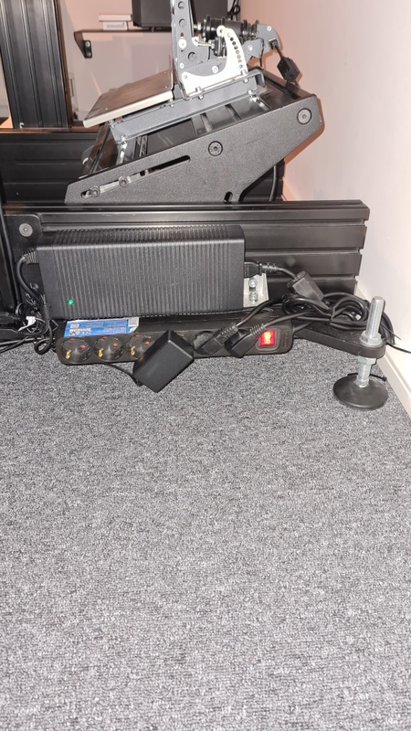 Afbeeldingslocatie: https://tweakers.net/i/xqBbynPSONr37nNiVsTLrS70Q5s=/x800/filters:strip_icc():strip_exif()/f/image/o9wMITddrCHDpTlC8XPqsyOV.jpg?f=fotoalbum_large