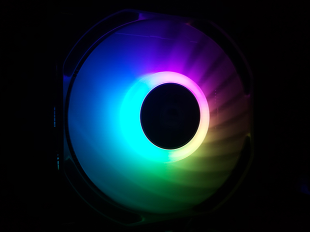 https://tweakers.net/i/xqH5eFOmkDVN8GF57-FnqP32g2M=/620x/filters:strip_exif()/m/327123/1JQE4U155cWBu6xDckQOCMIoKnC8VXNm9G5RXBq55Yi3YIrfYT?f=620xauto