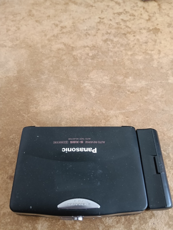 Afbeeldingslocatie: https://tweakers.net/i/xr6FAwJuTgGI7l9kDzPfoAiHTd8=/x800/filters:strip_icc():strip_exif()/f/image/vw9xpX33sxg2i2mJ9ef7WdNk.jpg?f=fotoalbum_large