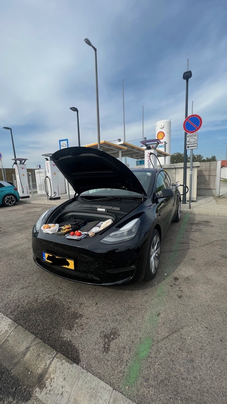 Afbeeldingslocatie: https://tweakers.net/i/xusEmtjPgIpmMYvuNh4WW0wmeTw=/x800/filters:strip_icc():strip_exif()/f/image/Sx3qdIbcl1549IKbdTcOFhue.jpg?f=fotoalbum_large