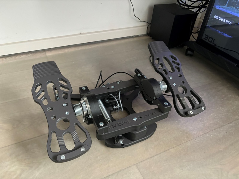 Afbeeldingslocatie: https://tweakers.net/i/xySJmtlzNmeEq_Nzs3p0-8vAH4I=/800x/filters:strip_icc():strip_exif()/f/image/vFEvL5QozcVSKyOGhFi3iBt9.jpg?f=fotoalbum_large