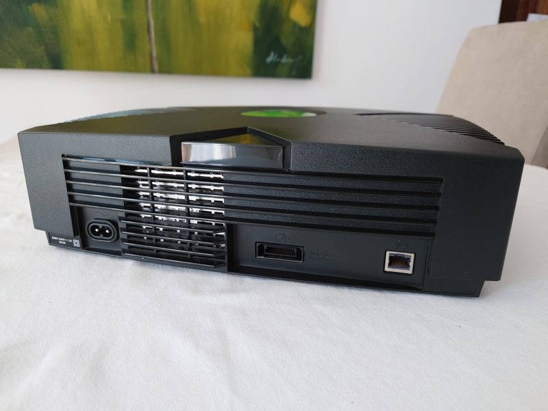 Afbeeldingslocatie: https://tweakers.net/i/y-TnL0puk59sgHH9DuKwGiSwTI8=/800x/filters:strip_icc():strip_exif()/f/image/OPZjYv3AHnuwMi38Ixzsi61f.jpg?f=fotoalbum_large