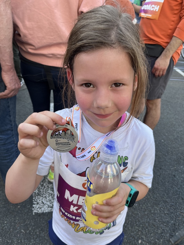 Afbeeldingslocatie: https://tweakers.net/i/y1VggtjnKbAqyGo_9zQJrJXrMhM=/x800/filters:strip_icc():strip_exif()/f/image/XTuFAib4m4eovp5Rs5R1UtXU.jpg?f=fotoalbum_large