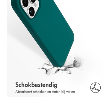 Accezz Liquid Silicone Backcover met MagSafe