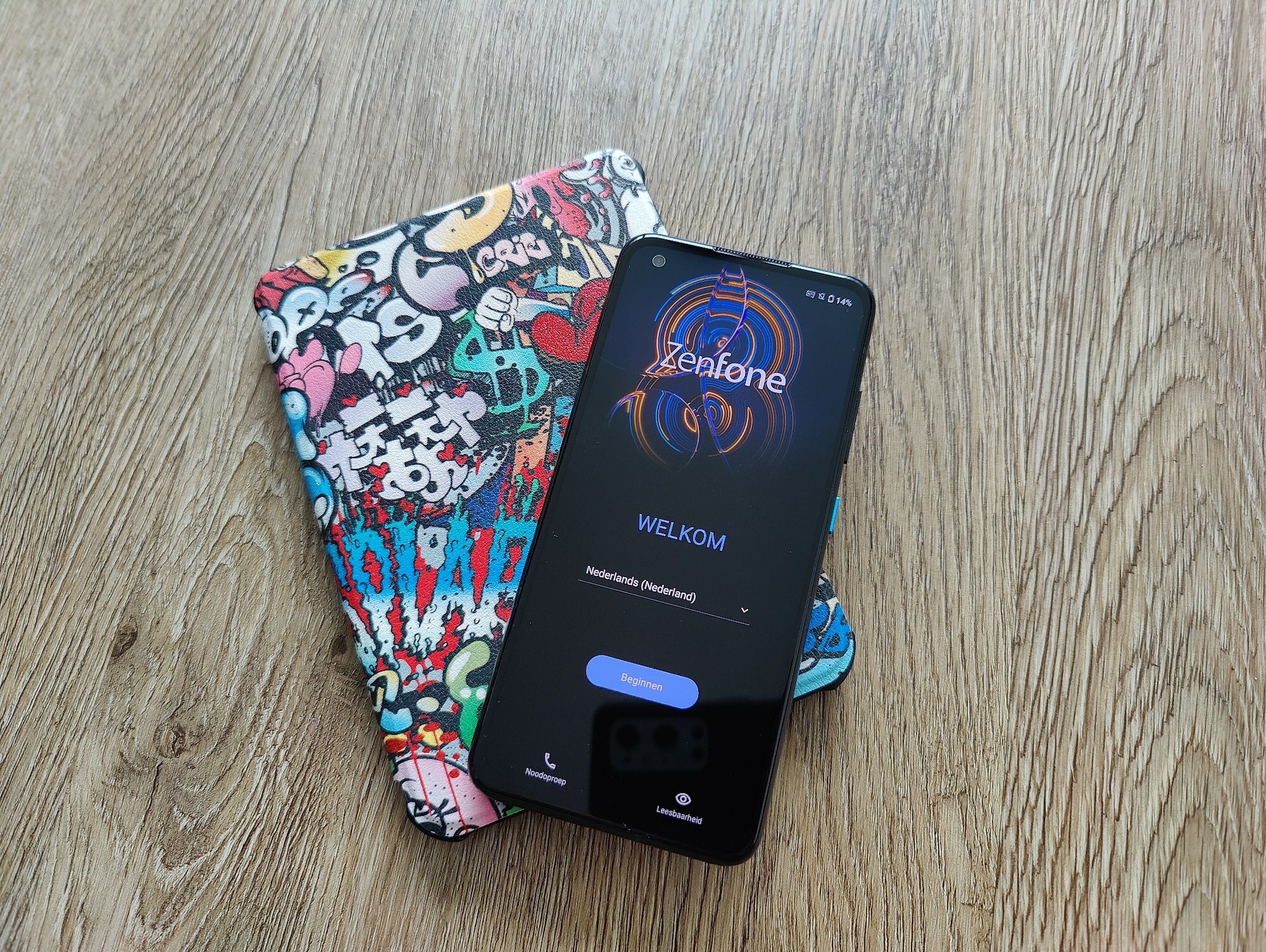 Asus Zenfone 8