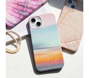Selencia Aurora Fashion Backcover iPhone 14 Plus - Duurzaam hoesje - 100% gerecycled - Sky Sunset Multicolor