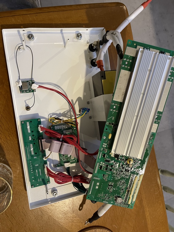 Afbeeldingslocatie: https://tweakers.net/i/yBHWiFhImY-7GHVdmbvWCv6yFb4=/x800/filters:strip_icc():strip_exif()/f/image/IZJyHYlkDiXHrR3fZp6dyHhd.jpg?f=fotoalbum_large