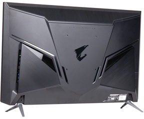 Gigabyte Aorus FV43U uiterlijk