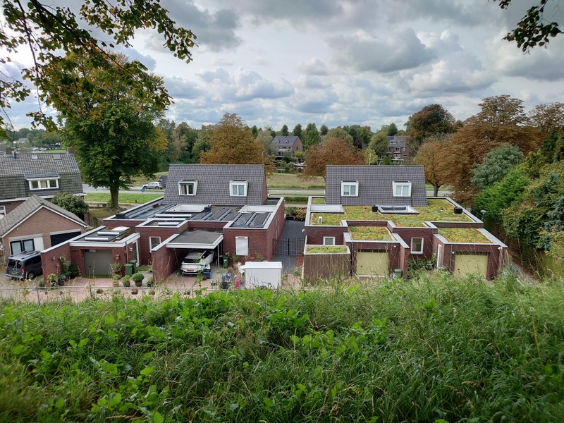 Afbeeldingslocatie: https://tweakers.net/i/yCIWs9Km5yHI6wlgBa2fSibUwA0=/800x/filters:strip_icc():strip_exif()/f/image/OK2j8LZwWFFNQJmWVpvYeqTu.jpg?f=fotoalbum_large