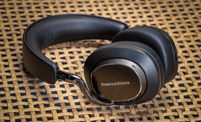 BW Px8 S2 - introfoto