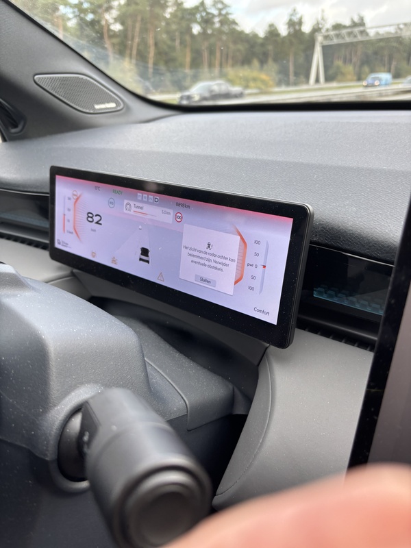 Afbeeldingslocatie: https://tweakers.net/i/yIvOenRaZFjUfQ3Yid64ZZ6zgzA=/x800/filters:strip_icc():strip_exif()/f/image/fUGvKX90uywXRPshfMhlQjL3.jpg?f=fotoalbum_large